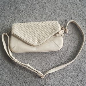 Urban expressions Cream purse